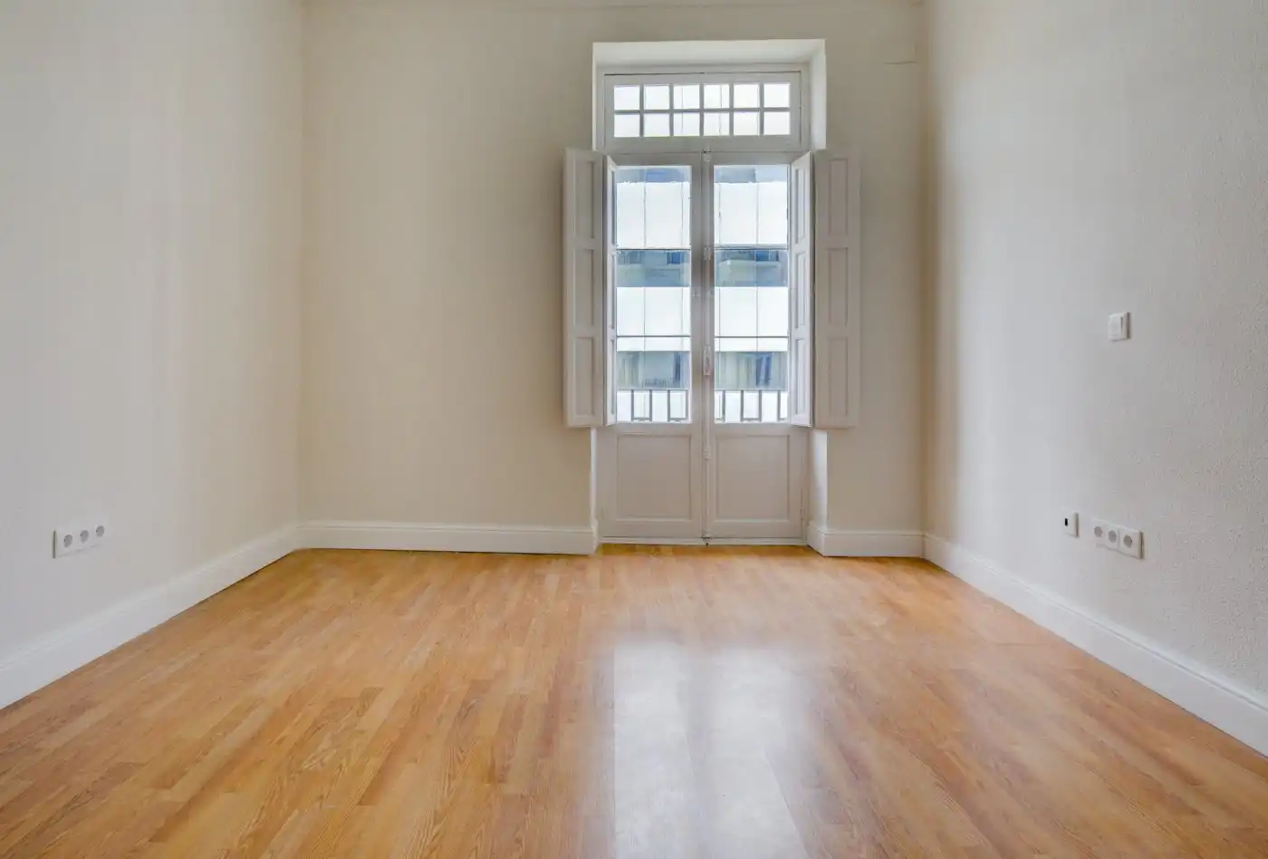 Büro zur Miete in Avenida CONSTITUCION DE LA, 16, Barrio del Centro
