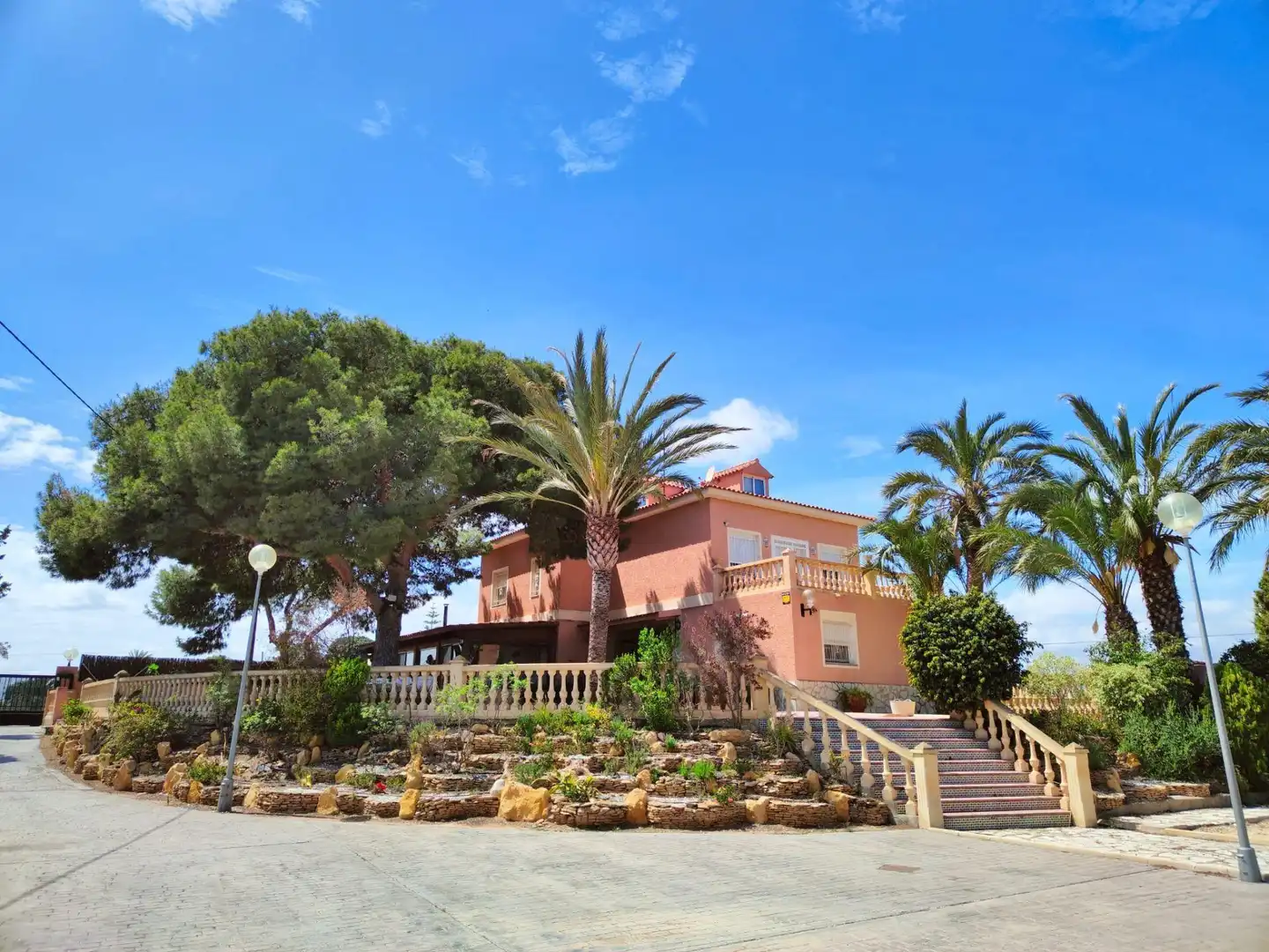 Chalet con piscina en venta en Centro