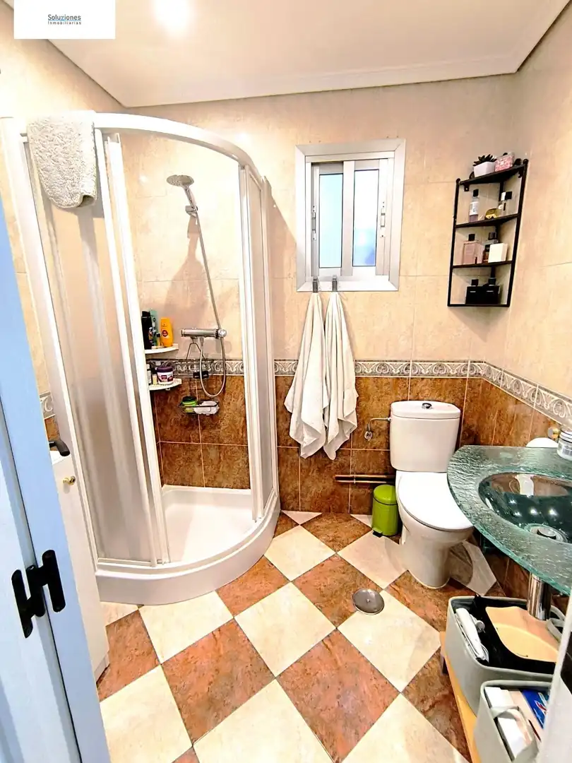 Bathroom of Flat for sale in Albacete  with Air Conditioner, Heating and Terrace