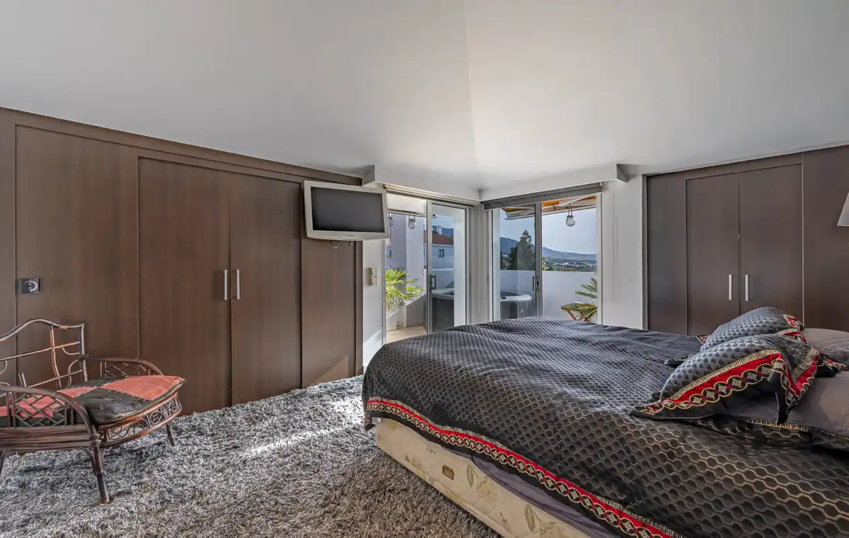 Penthouse with terrace for sale in Milla de Oro, imagen 25