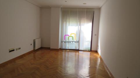 Foto 4 de Apartament de lloguer a Maria Auxiliadora - Barriada de Llera, Badajoz