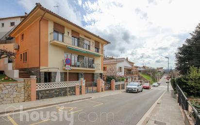 Vista exterior de Casa o xalet en venda en Sant Celoni amb Aire condicionat, Calefacció i Jardí privat