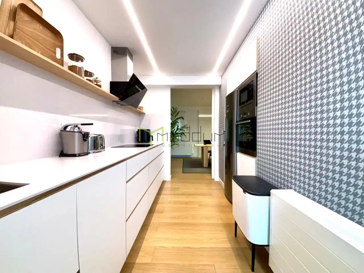 Küche von Maisonette zum Verkauf in Santiago de Compostela  mit Heizung, Abstellraum und Möbliert