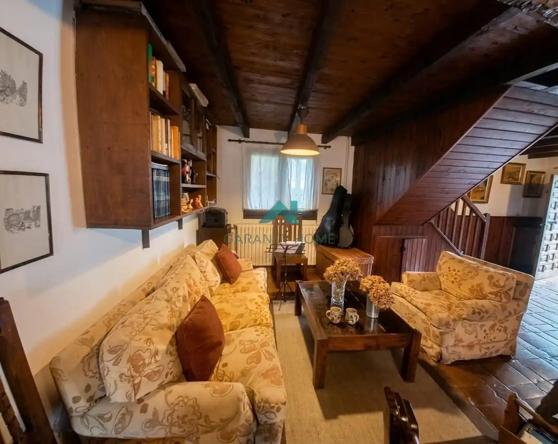 Sala de estar de Casa adosada en venta en Voto con Calefacción, Jardín privado y Terraza