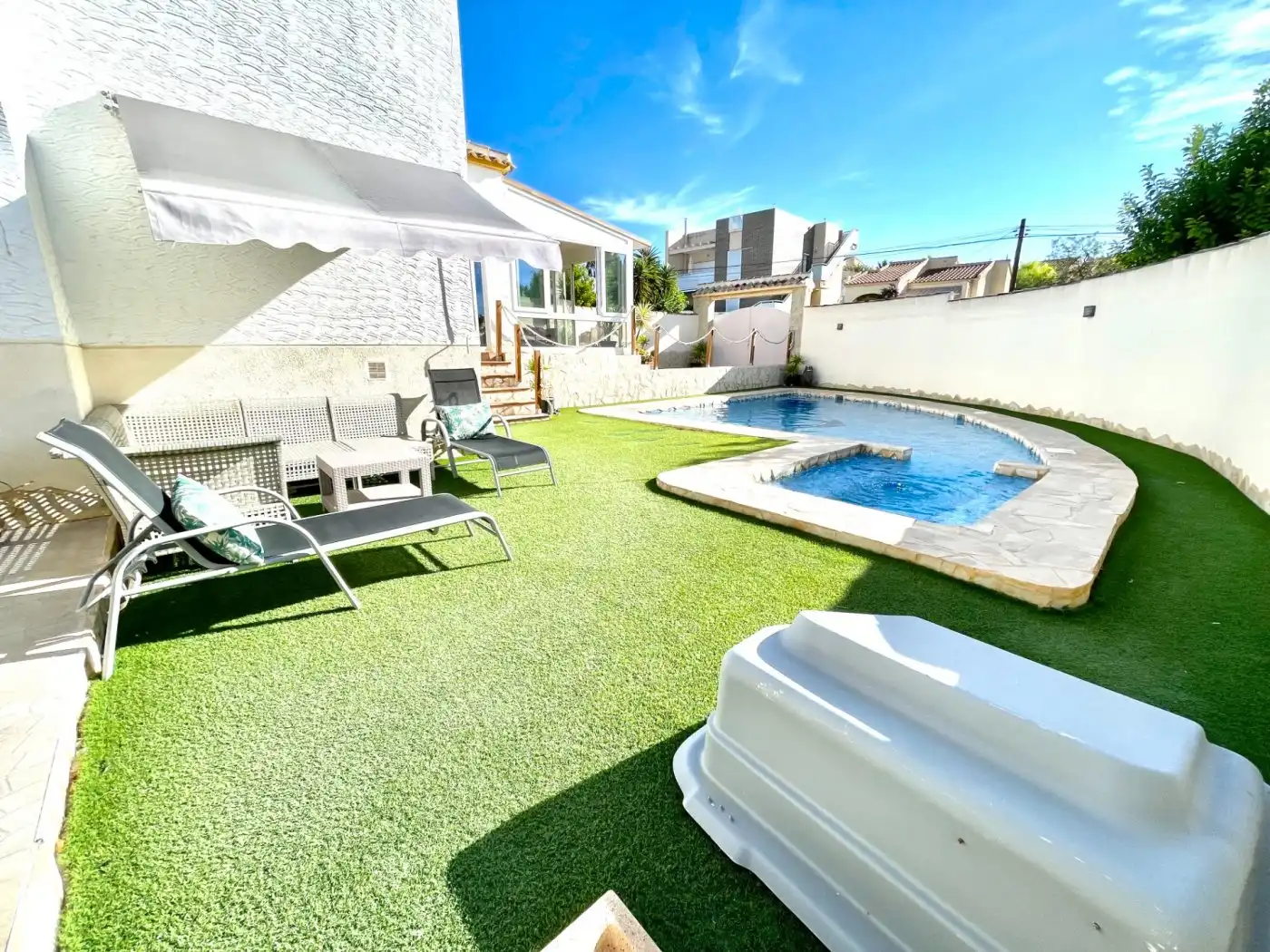 Swimming pool of Houses for rent in San Fulgencio  with Air Conditioner, Heating and Private garden