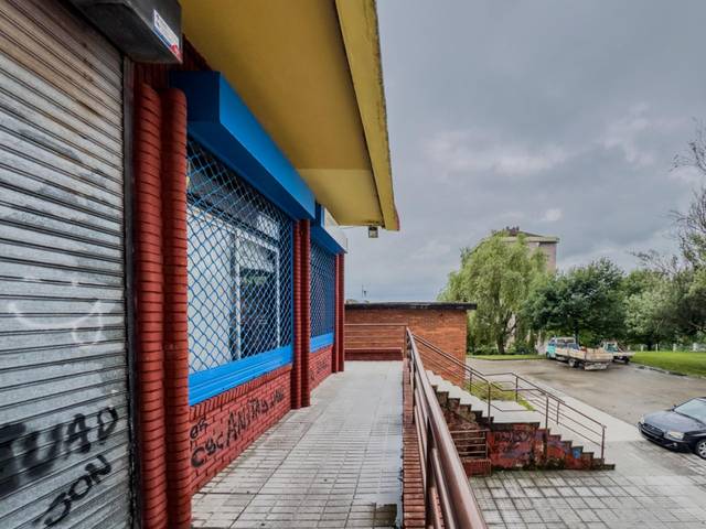 Local comercial en Venta en Calle CARDENAL HERRERA ORIA en Alisal - San Román