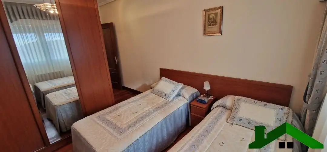 Piso en venta en Calle Los Caserios, Centro