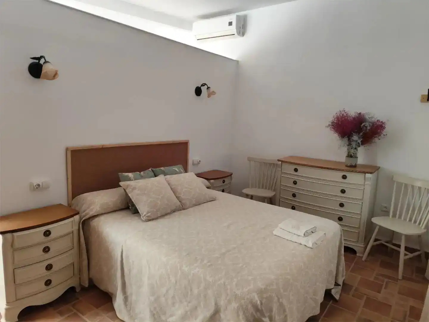 Bedroom of Study for rent in Argamasilla de Alba  with Air Conditioner and Furnished
