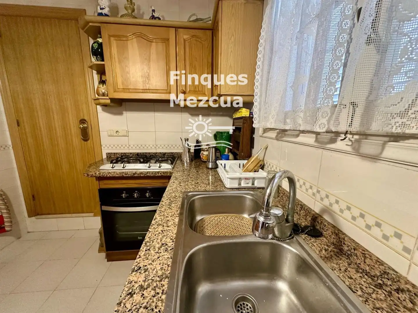 Kitchen of Houses for sale in El Vendrell  with Terrace, Storage room and Swimming Pool