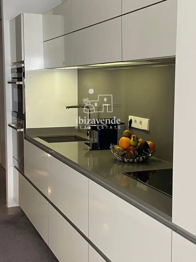 Flat with lift to rent in Ramon Muntaner, imagen 6