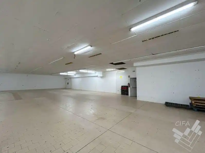 Local comercial en alquiler en Calle de Hernán Cortés, imagen 10