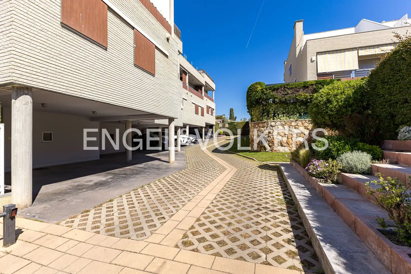 Außenansicht von Maisonette zum Verkauf in Torredembarra mit Klimaanlage, Heizung und Terrasse