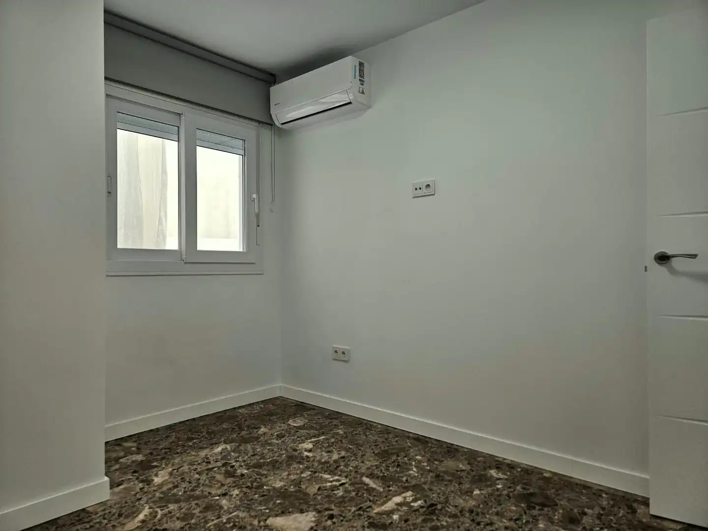 Flat with lift to rent in CUARTELES, imagen 26