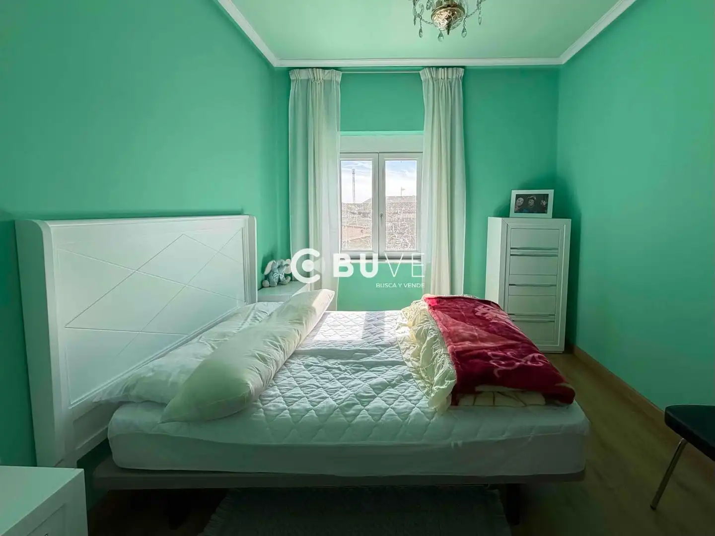 Bedroom of Houses for sale in Bustillo del Páramo  with Heating, Terrace and Storage room