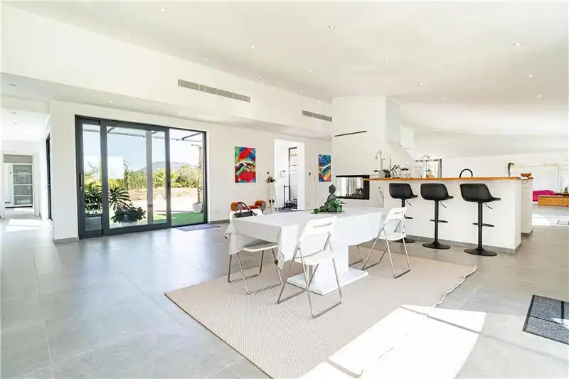 Casa rústica amb piscina en venda a Llucmajor pueblo, imagen 8