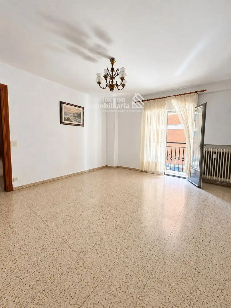 Sala d'estar de Pis en venda en San Bernardo - Carmelitas - Campus