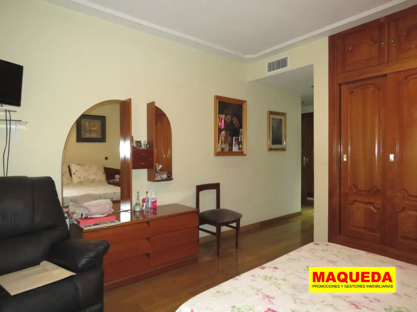 Bedroom of Flat for sale in Alcorcón  with Air Conditioner, Heating and Parquet flooring
