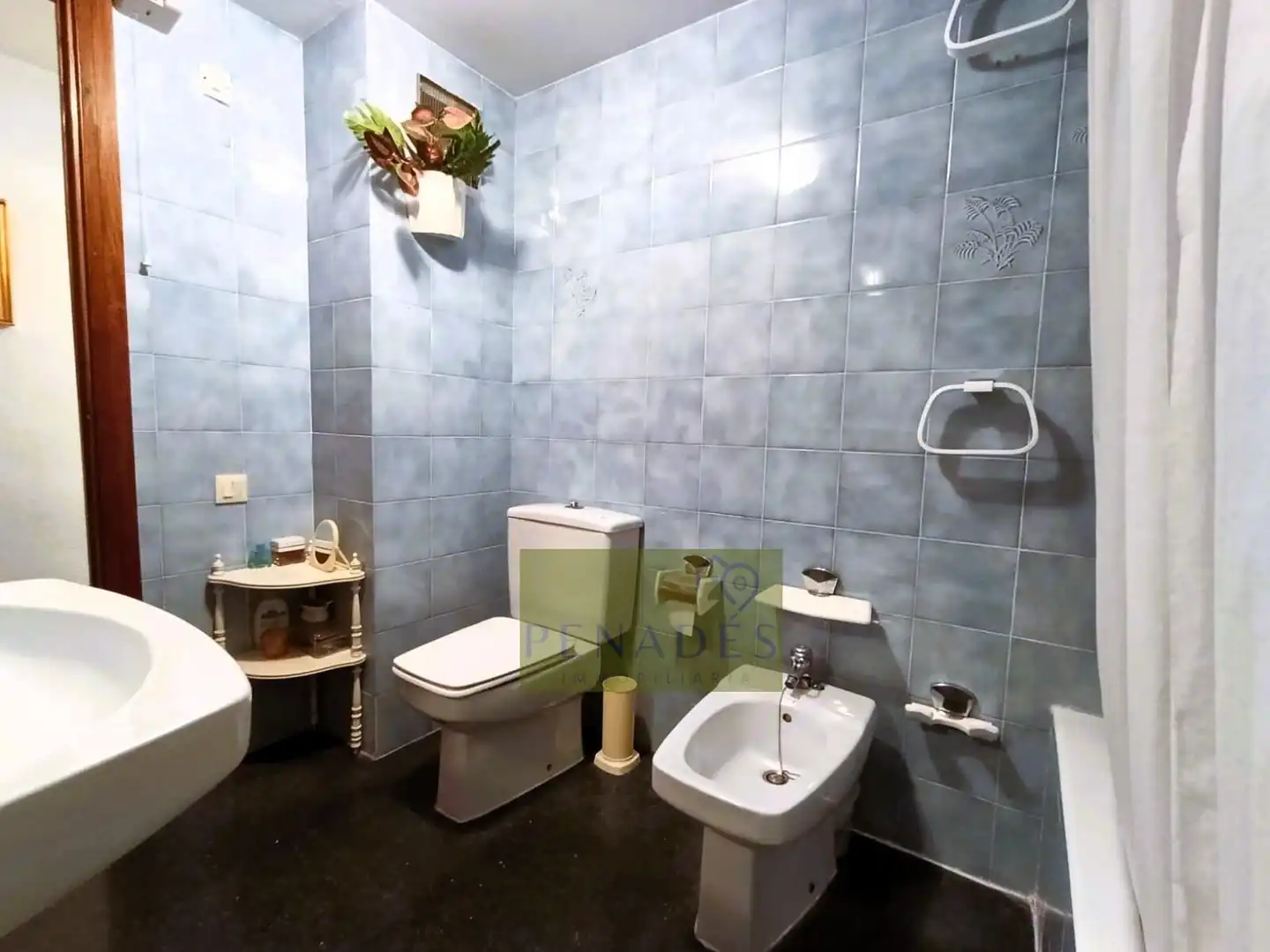 Baño de Piso en venta en Ontinyent con Trastero y Balcón