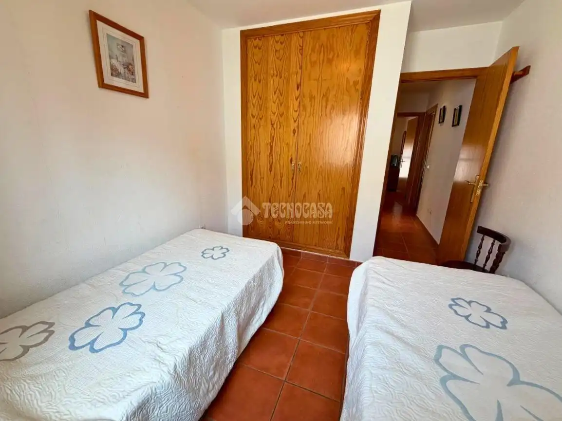 Habitación de Ático en venta en Chiclana de la Frontera con Trastero y Balcón