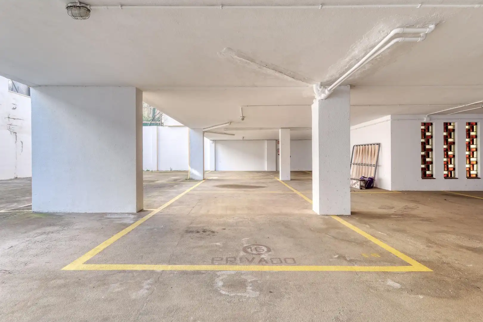 Parking de Planta baja en venta en Roses con Aire acondicionado, Parquet y Terraza