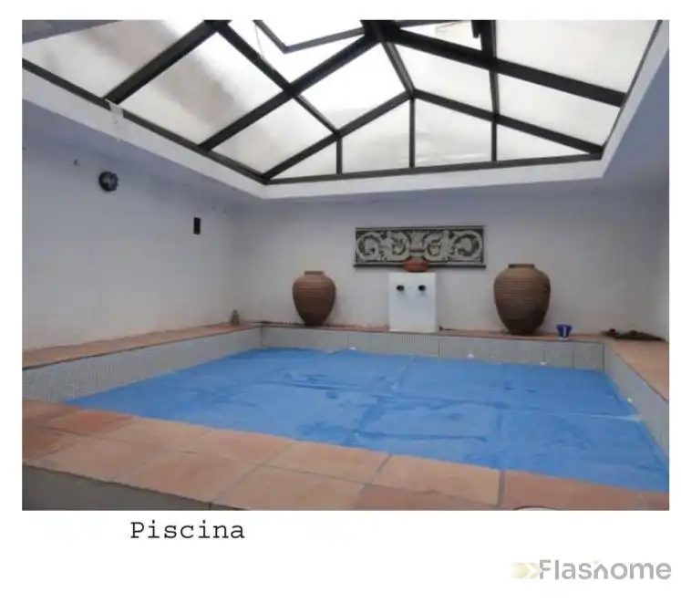 Swimming pool of Buildings for sale in Alcántara, Cáceres