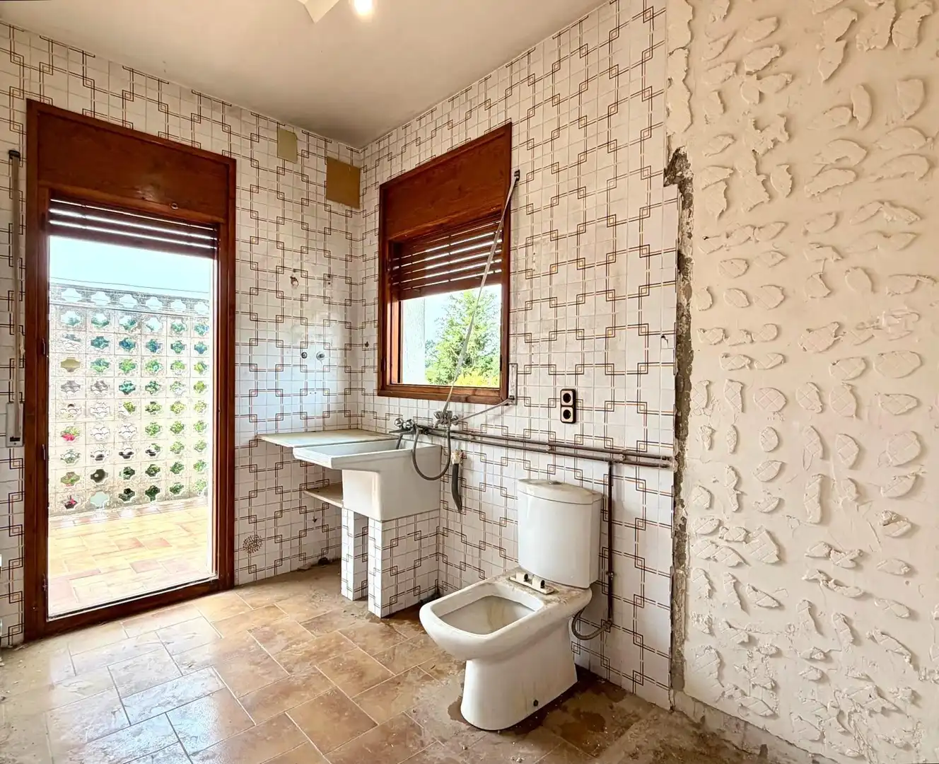 Bathroom of Houses for sale in Canovelles  with Private garden, Terrace and Swimming Pool