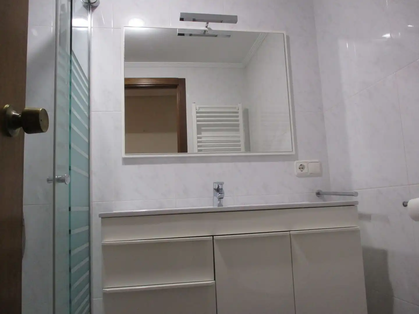 Baño de Piso en venta en Donostia - San Sebastián  con Calefacción y Terraza