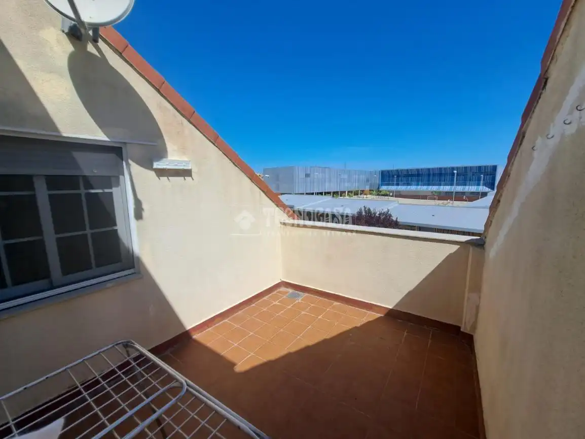 Terraza de Casa adosada en venta en María de Huerva con Aire acondicionado, Calefacción y Jardín privado
