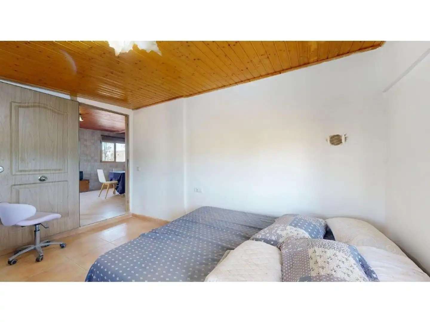Dormitori de Casa o xalet en venda en Carlet amb Jardí privat, Terrassa i Traster