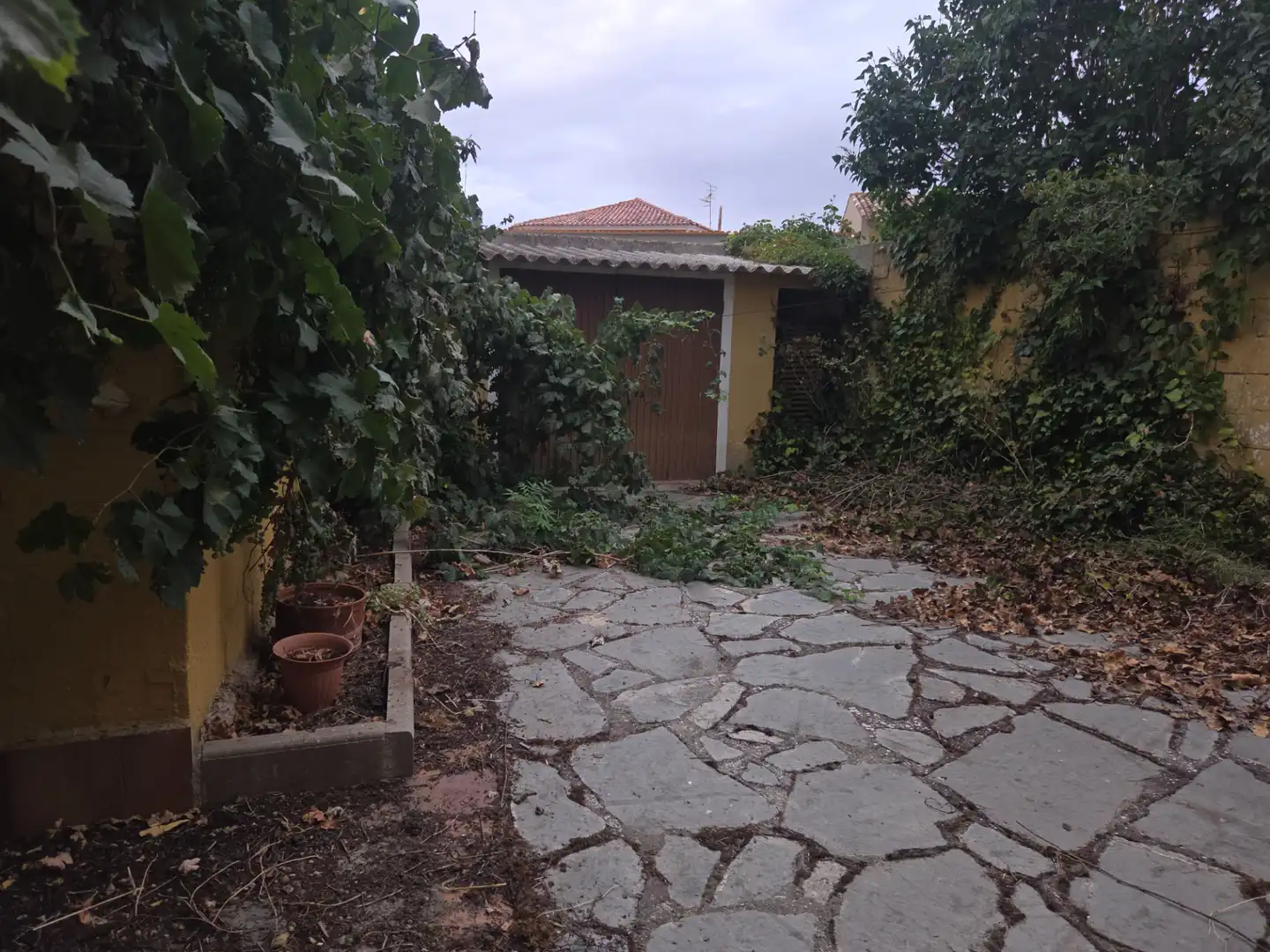 Garden of Houses for sale in Meneses de Campos  with Heating, Parquet flooring and Furnished