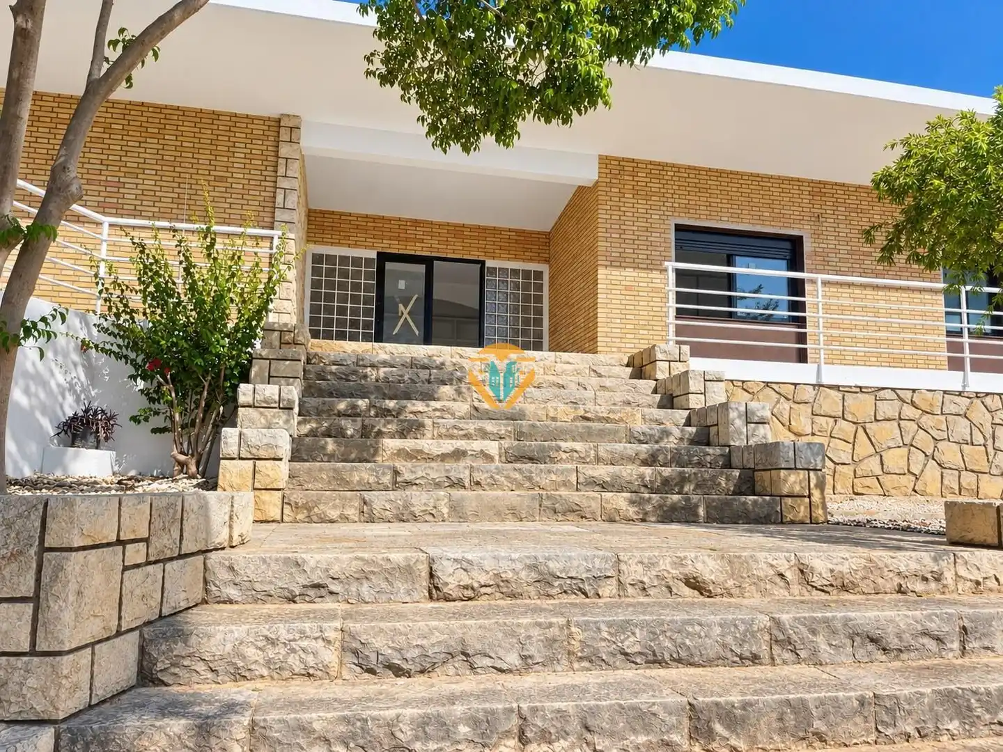 Chalet con piscina en venta en Urbanizaciones, imagen 4