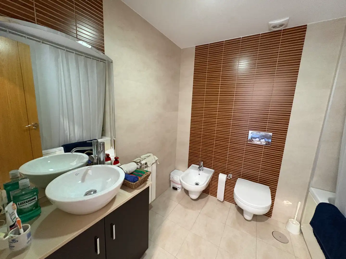 Baño de Piso en venta en Narón con Calefacción, Trastero y Amueblado