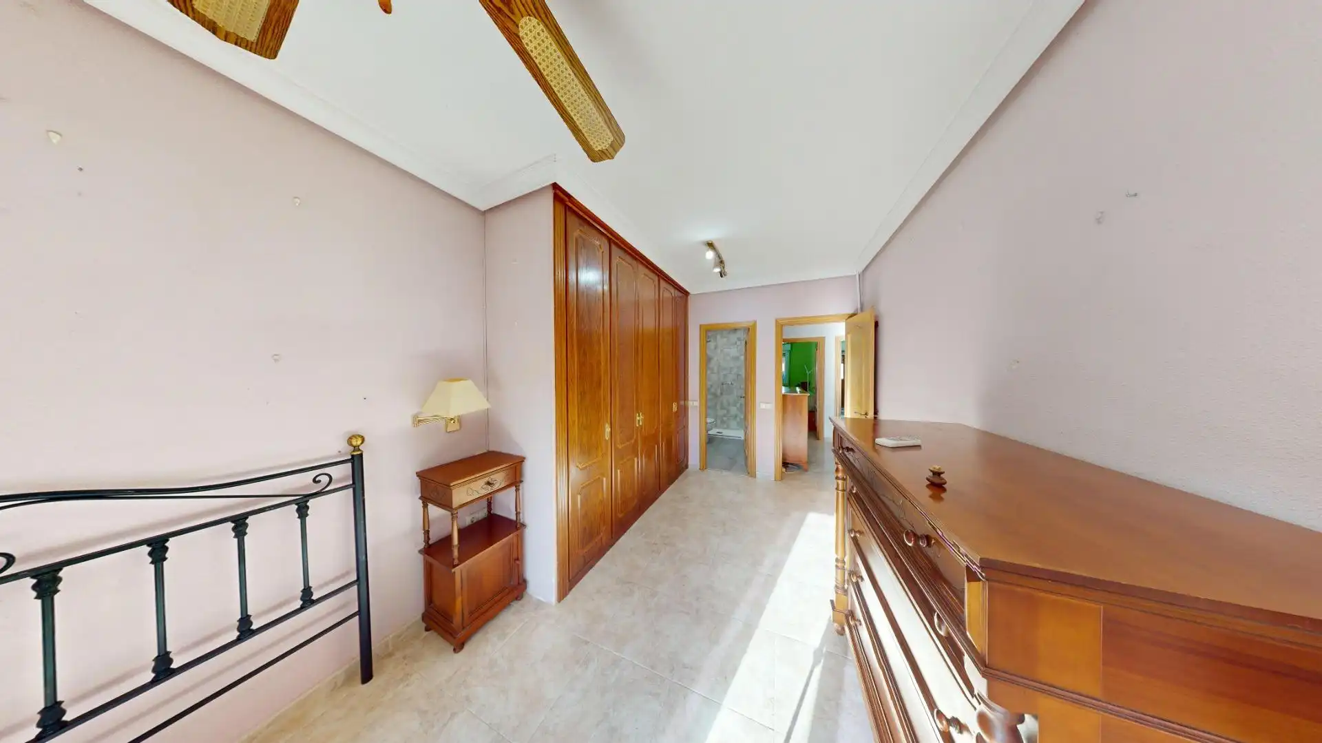 Casa adosada en venta en El Molar (Madrid) con Calefacción, Jardín privado y Terraza
