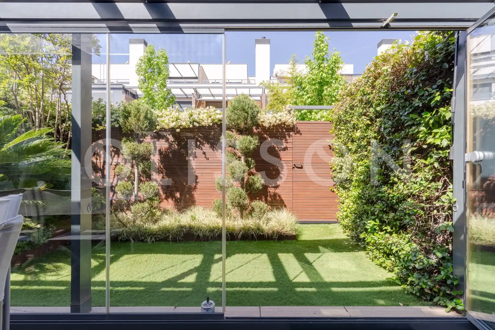 Terrace of Detached homes for sale in Madrid  with Air Conditioner, Heating and Private garden