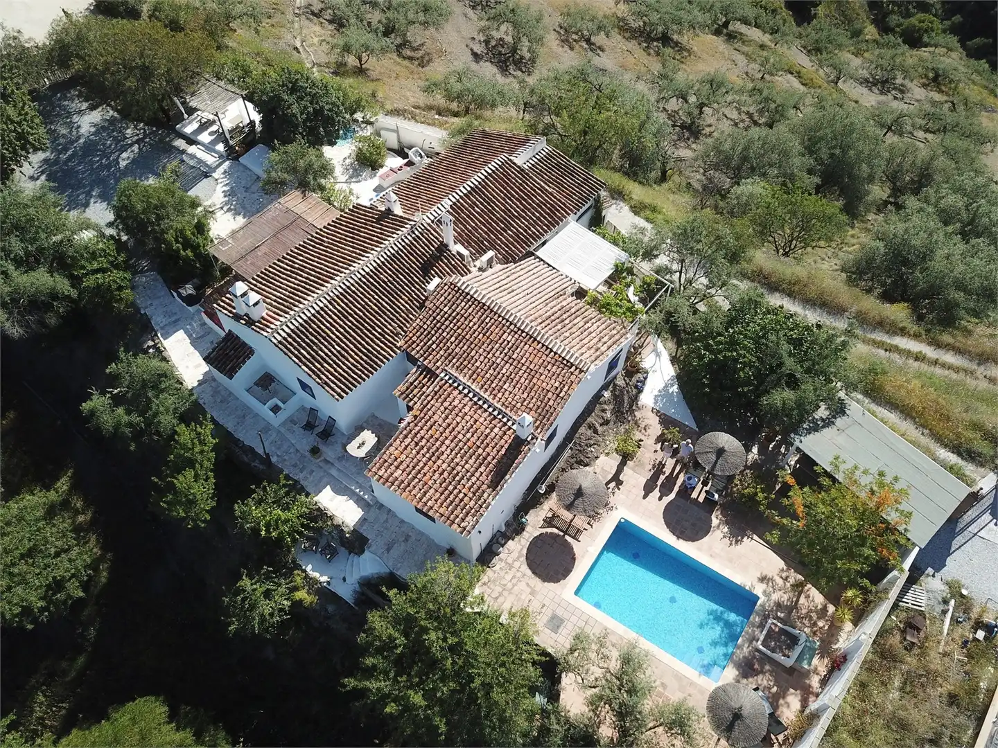Vista exterior de Casa o xalet en venda en Arenas amb Aire condicionat, Jardí privat i Terrassa