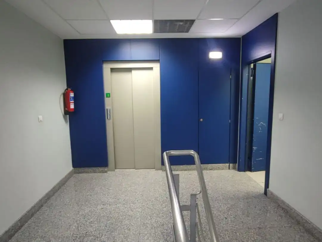 Oficina de lloguer en Urbi