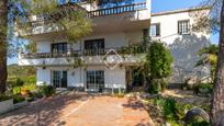 Jardí de Finca rústica en venda en Vilassar de Dalt amb Terrassa, Piscina i Balcó