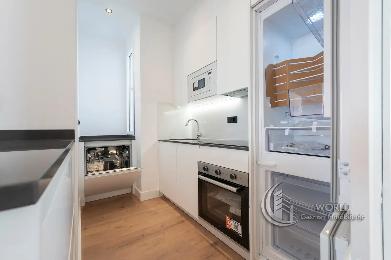 Cocina de Piso en venta en Madrid con Aire acondicionado, Calefacción y Horno