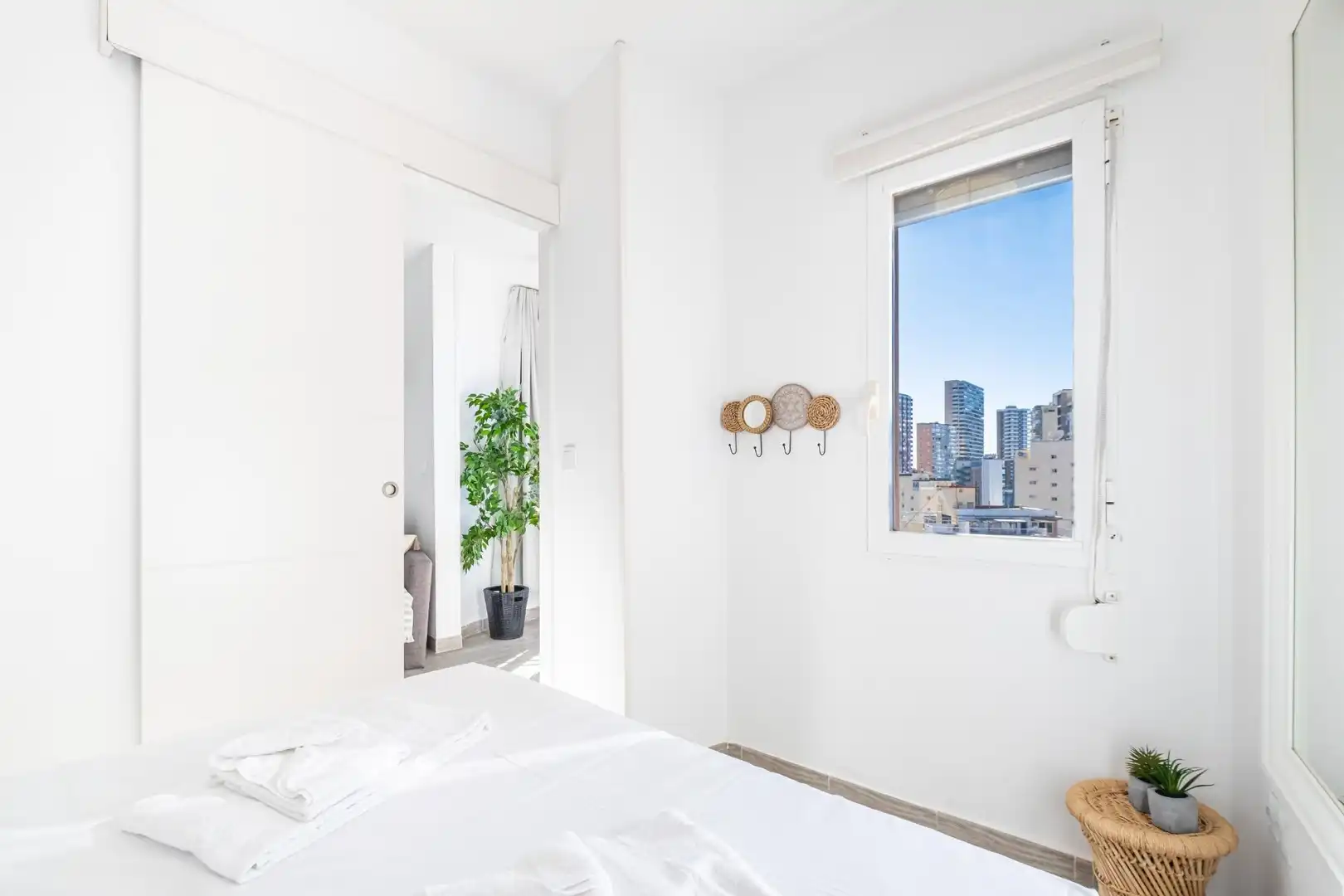 Schlafzimmer von Wohnungen zum Verkauf in Benidorm mit Klimaanlage, Heizung und Möbliert