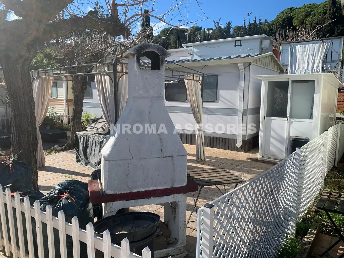 Vista exterior de Casa o chalet en venta en Mataró con Terraza y Piscina comunitaria