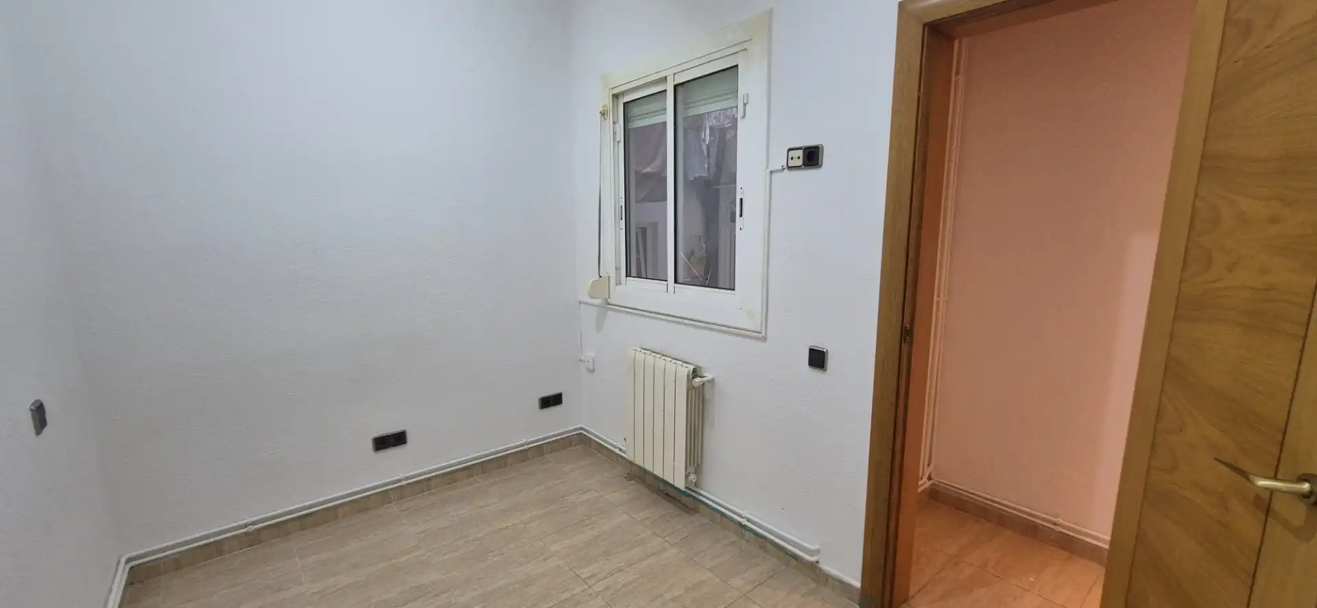 Habitación de Piso en venta en Barcelona con Aire acondicionado y Calefacción