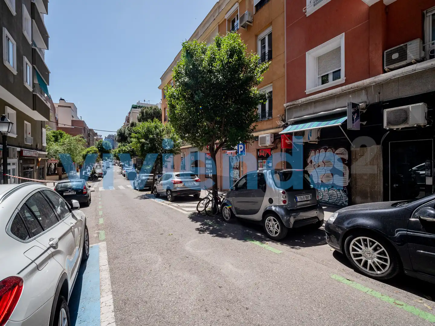 Außenansicht von Wohnung zum Verkauf in Madrid mit Klimaanlage und Heizung