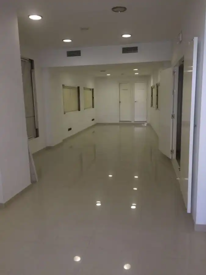 Local comercial en venta en Bollullos Par del Condado