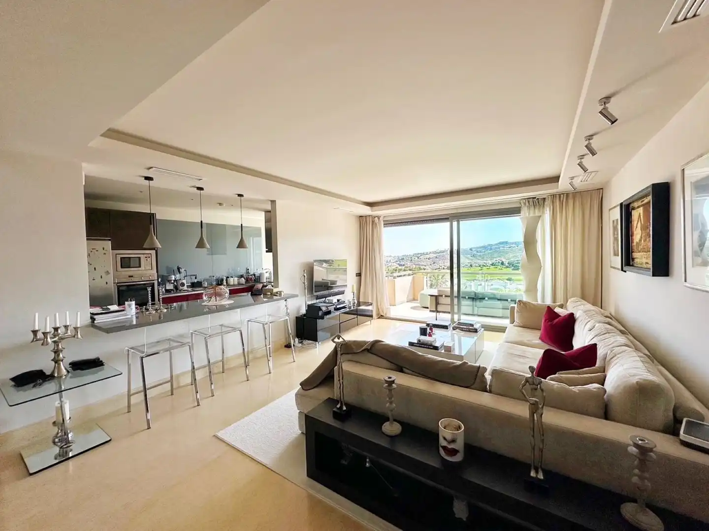 Living room of Attic for sale in Benahavís  with Air Conditioner, Terrace and Furnished