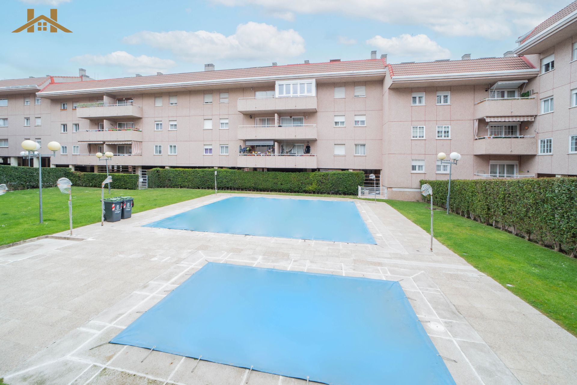 Exterior view of Attic for sale in Galapagar  with Heating and Community pool