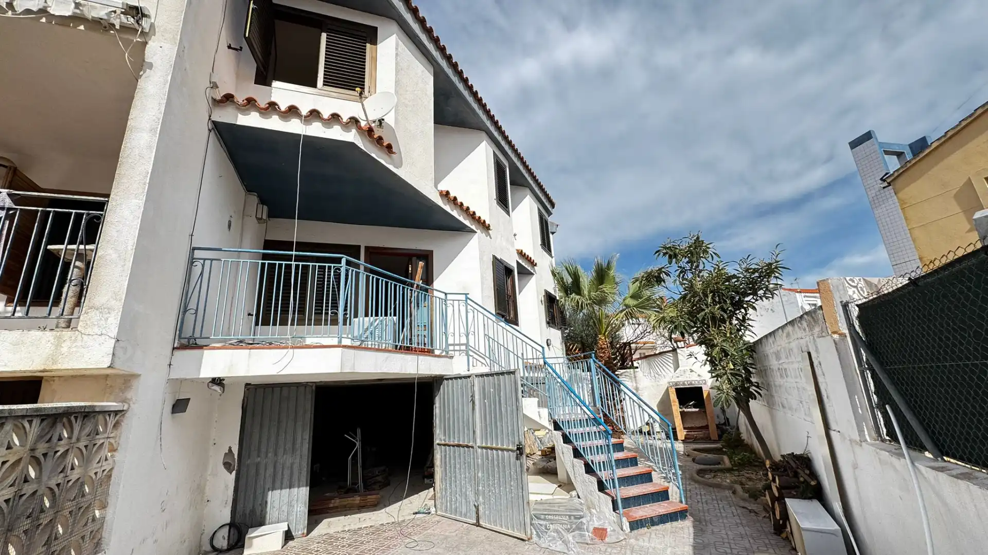 Casa pareada en venta en Carrer Villahermosa del Río 9, imagen 2