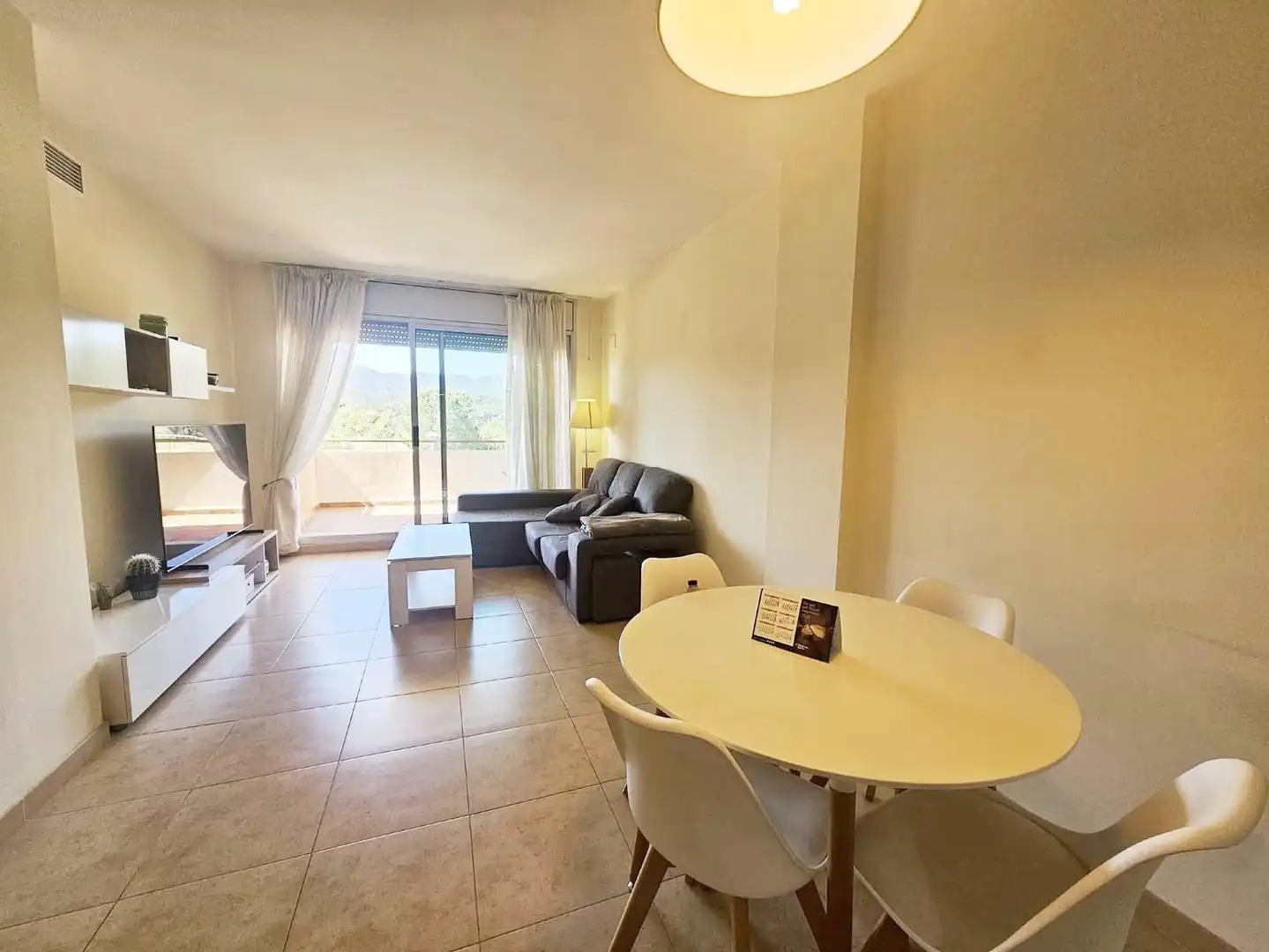 Living room of Flat for sale in Sant Feliu de Guíxols  with Heating, Private garden and Terrace
