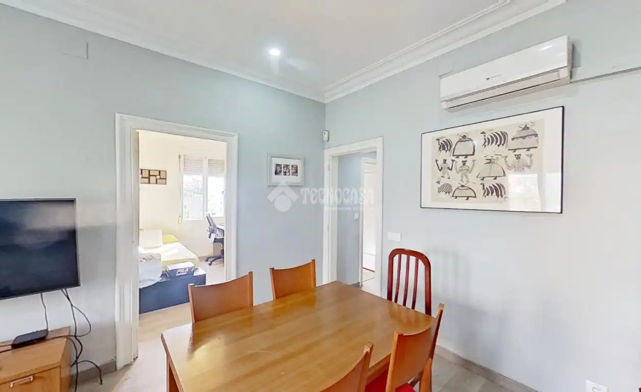 Flat with lift for sale in Sant Martí, imagen 3