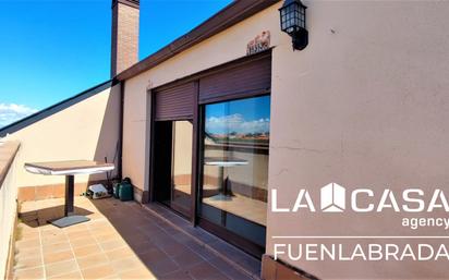 Exterior view of Attic for sale in Valdemoro  with Terrace