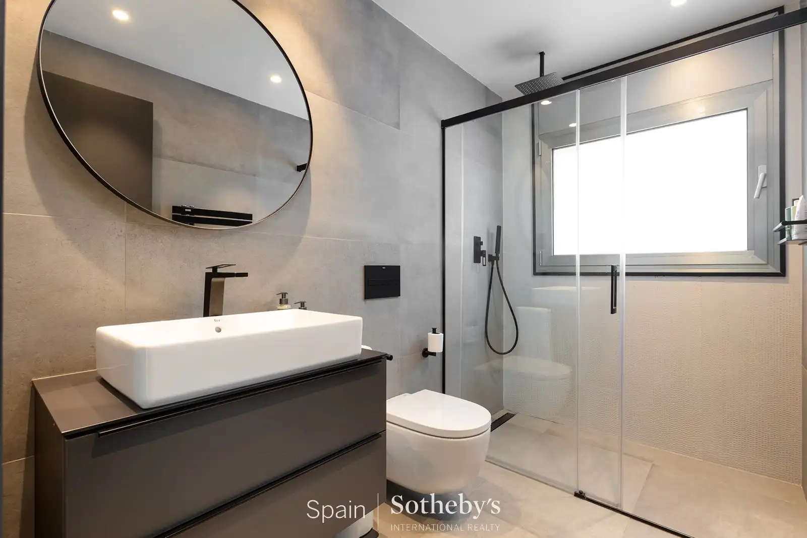 Baño de Casa o chalet en venta en Tiana con Calefacción, Jardín privado y Terraza